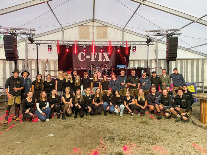 LJ Walchsee Lederhosenparty_Gruppenbild