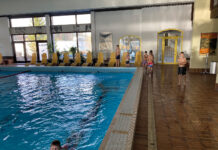 Schwimmwochen der 1. und 2. Klassen im Aubad in Fieberbrunn