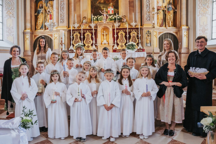 Gm Walchsee Erstkommunion_Walchsee_2025 (356 von 357)