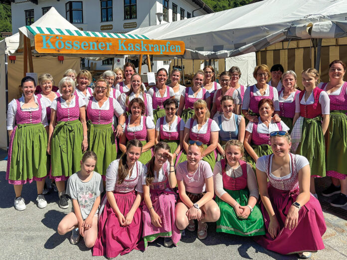 Kössener Bäuerinnen 2025 Kasfest Gruppenfoto