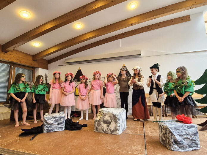 Musikschule cfd5dddb-f611-4a6d-8a90-a33460b2f7d2