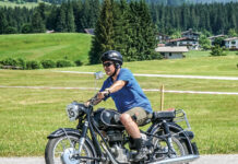 Kaiserwinkl Oldtimerfreund von der „Gleichmäßigkeit-Bergprüfung“ für Motorrad Oldtimer am 15. Juni in Bichlach. 106 Teilnehmer auf 7 Klassen aufgeteilt waren am Start.